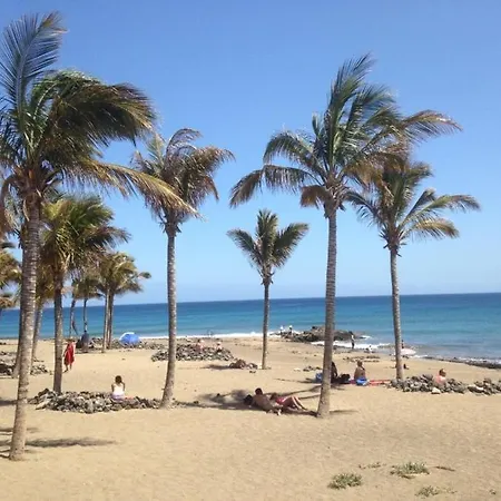 In Puerto Del Carmen Sleeps 6 With Pool Villa *